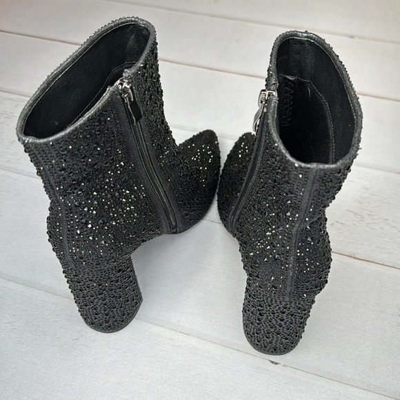 NEW - Nash Grey Rhinestone Booties - Size 9 - Picture 4 of 5